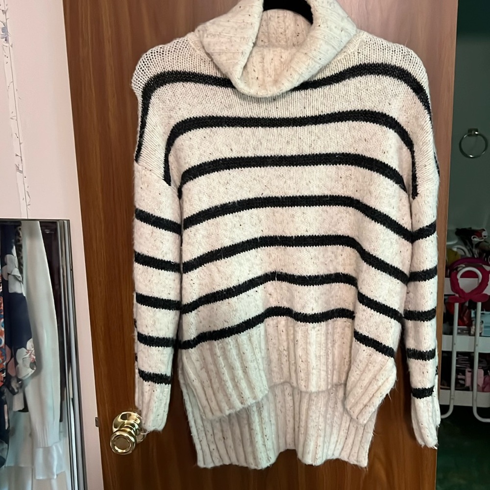High low turtle neck sweater